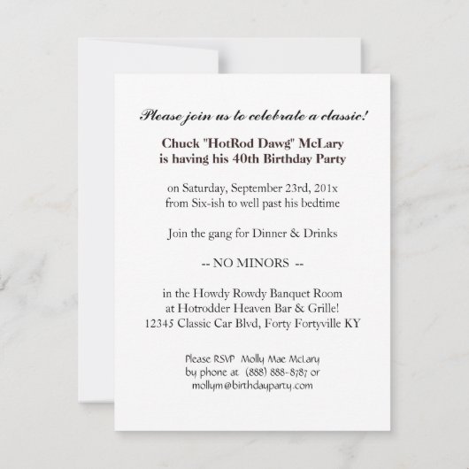 Men Birthday V8 Chrome Emblem Car Theme Einladung (Rückseite)