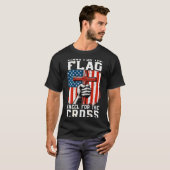 Men Stand For Flag Kneel The Cross Christian Patri T-Shirt (Vorne ganz)