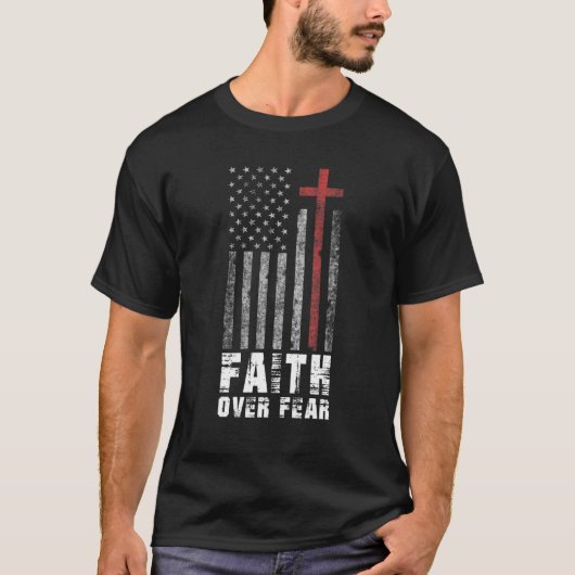 Men Women Kids Faith Over Fear Cool Christian Flag T-Shirt (Vorderseite)