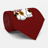 Meneki Neko Katze auf dunkelrotem Krawatte (Gerollt)