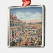 Mengen auf dem Strand vor Kasino Silbernes Ornament (Links)