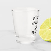 Menière-Kaffeetasse Flüssigkeit verschütten Schnapsglas (Links)