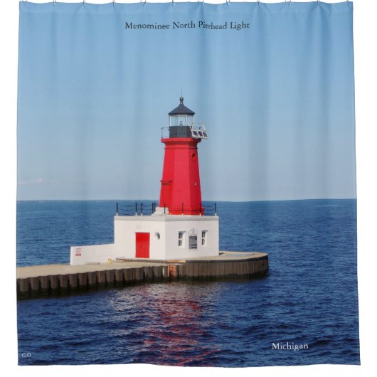 Menominee North Pierhead Light Duschvorhang (Vorderseite)