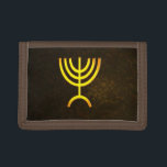 Menorah Flame Tri-fold Geldbeutel<br><div class="desc">Eine digitale Darstellung der jüdischen siebenverzweigten Menorah (Hebräisch: מְ נ וֹ רָ ‎). Die siebenverzweigte Menorah, die im tragbaren Set von Moses in der Wildnis und später im Tempel in Jerusalem verwendet wird, ist seit der Antike ein Symbol des Judentums und das Emblem des modernen Staat Israel. Der Kohanim zündete...</div>