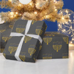 Menorah Hanukkah Blue Candles Zeichnend Urlaub Geschenkpapier<br><div class="desc">Imitate Goldfolie Menorah Kerzen für Ihre Hanukah Feier auf Champagner-farbenen Hintergrund. Whimsical menorah Illustration mit weißen Sternen bedeckte Himmelskerzen auf einem Imitat Gold menorah Kerzenständer. Menorah elegante Sterne Hochzeit Hanukkah illustrierte Design Geschenke und Papierprodukte.</div>