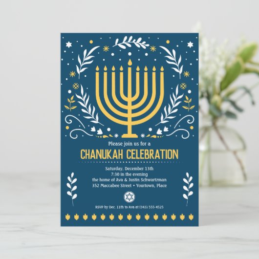 Menorah Hanukkah Feier Einladung (Stehend Vorderseite)