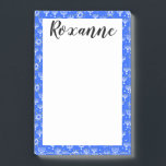 Menorah Star von David Hanukkah CUSTOMIZED Notepad Post-it Klebezettel<br><div class="desc">Machen Sie Ihre Shopping-Listen stilvoll mit diesem maßgeschneiderten Einkaufs-,  Speisen- oder Liste-Notizblock. Passen Sie Ihre Bedürfnisse an oder fügen Sie Anzug hinzu. Behalte oder löscht auch die Zeilen. Karo in meinem Shop für mehr Größen und Stile!</div>