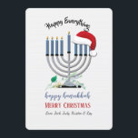 Menorah und Weihnachtsmannmütze-Feiertags-Karte Einladung<br><div class="desc">Eine Chanukka-Weihnachtenfeiertagskarte, die ein menorah und Sankt Hut kennzeichnet. Vervollkommnen Sie für die "Ferienzeit" Menge. (Entworfen durch Rawpixel.com). (Entworfen durch Freepik). (Entworfen durch Freepik). Die Karte ist einfach, mit Ihrer Benennung, Schriftart und Schriftartfarbe besonders anzufertigenNicht genau was suchen Sie? Alle unsere Produkte können kundenspezifisch angefertigt werden, um Ihren Bedarf an...</div>