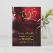 Mens 30. Geburtstag Einladung (Stehend Vorderseite)