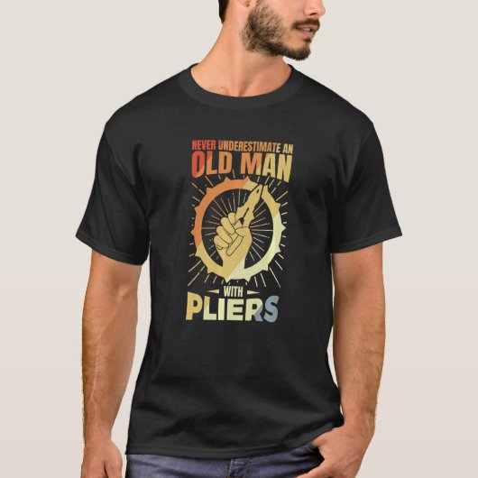 Mens alter Mann mit Zangen T-Shirt (Vorderseite)