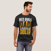 Mens Bed Bugs Vater Wie ein regulärer Vater, aber  T-Shirt (Vorne ganz)