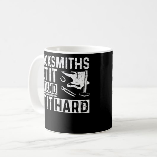 Mens Blacksmiths Get It Hot And Hitting It Hard Kaffeetasse (Vorderseite Links)