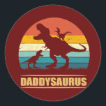 Mens Daddy Dinosaur Daddysaurus 2 Kids Father's Runder Aufkleber<br><div class="desc">Mens Daddy Dinosaur Daddysaurus 2 Kids Father's Day For Dad Gift. Perfect gift for your dad,  mom,  papa,  men,  women,  friend and family members on Thanksgiving Day,  Christmas Day,  Mothers Day,  Fathers Day,  4th of July,  1776 Independent day,  Veterans Day,  Halloween Day,  Patrick's Day</div>