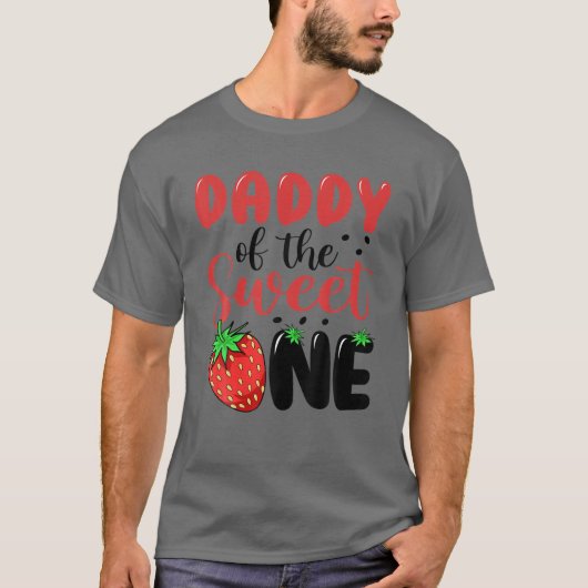 Mens Daddy Of The Sweet One Strawberry 1St First B T-Shirt (Vorderseite)