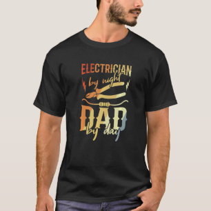 Mens Electrician Father Electronics Technician Pap T-Shirt