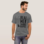 Mens Funny T - Shirt-Real Men wechseln Diapers neu T-Shirt (Vorne ganz)