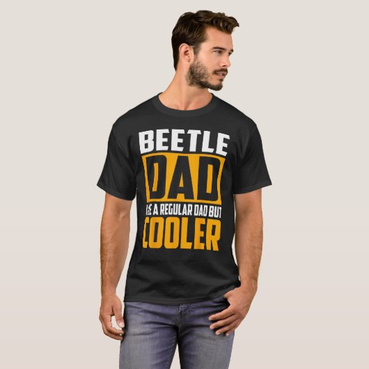 Mens Käfer Vater wie ein regelmäßiger Vater, aber  T-Shirt (Vorne ganz)