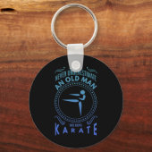 Mens Karate Graphic - Never Underestimate An Old M Schlüsselanhänger (Vorderseite)