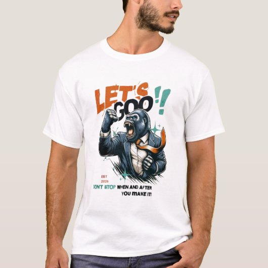 MEN'S LET'S GOO LESSONS LEARN BASIC TEE (Vorderseite)