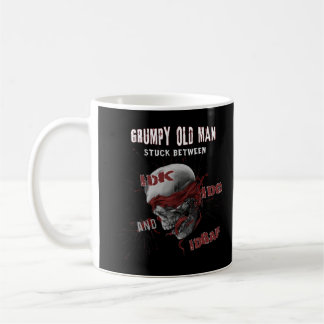 Mens Mens Grumpy alter Mann steckte zwischen IDK I Kaffeetasse