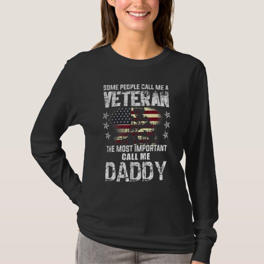 Mens Most Important Call Daddy American Proud Vete T-Shirt (Vorderseite)