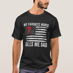 Mens My Lieblings-Krankenschwester nennt mich Vate T-Shirt