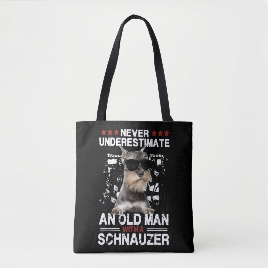Mens Never Underestimate An Old Man With A Schnauz Tasche (Vorderseite)