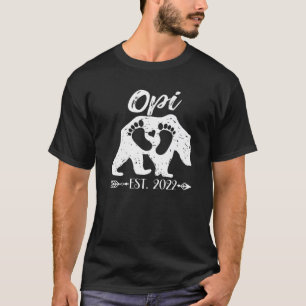 Mens New Opi Opi Opa Bear Est 2022 Baby Shower Ann T-Shirt