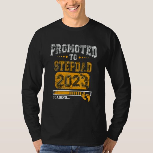 Mens Promoted To Stepdad 2023 Soon To Be New Dad 2 T-Shirt (Vorderseite)