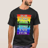 Mens Real Men Pride LGBTQ Bienen Funny Gay Rainbow T-Shirt (Vorderseite)