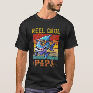 Mens Reel Cool Papa Fisherman Funny Papa Da Da T-Shirt