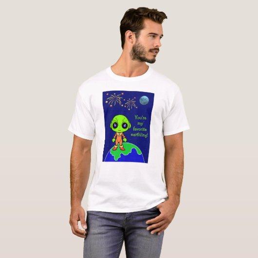 Men's T-Shirt with Alien and Fireworks for new Dad (Vorne ganz)