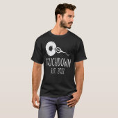 Mens Touchdown Sperm Egg 2022 Funny Pregnancy Anno T-Shirt (Vorne ganz)