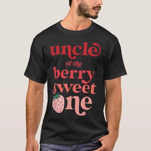 Mens Uncle of the Berry Sweet One Strawberry First T-Shirt (Vorderseite)