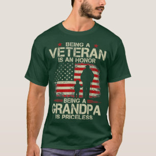 Mens Veteran zu sein ist eine Ehre, Großvater zu s T-Shirt