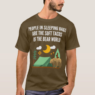 Menschen in Schlafsacken sind die weichen Tacos de T-Shirt