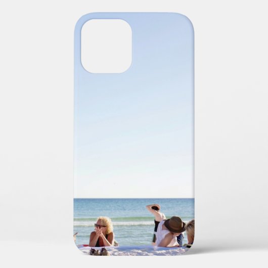 Menschen mit weißem Sand am Strand Case-Mate iPhone Hülle (Rückseite)
