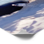 Menschen mit weißem Sand am Strand Poster (Ecke)