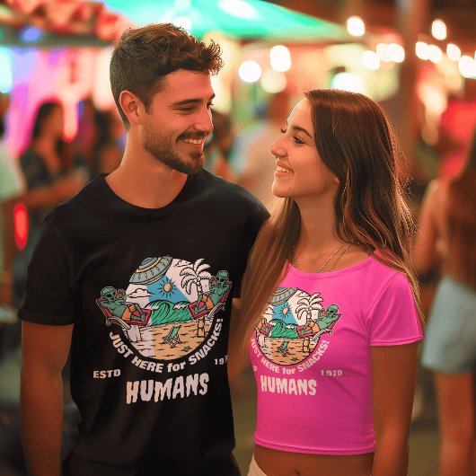 Menschen? Nur hier für Snacks! Alien Halloween T-Shirt