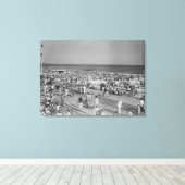 Menschenmenge am Strand Leinwanddruck (Insitu (Holzboden))