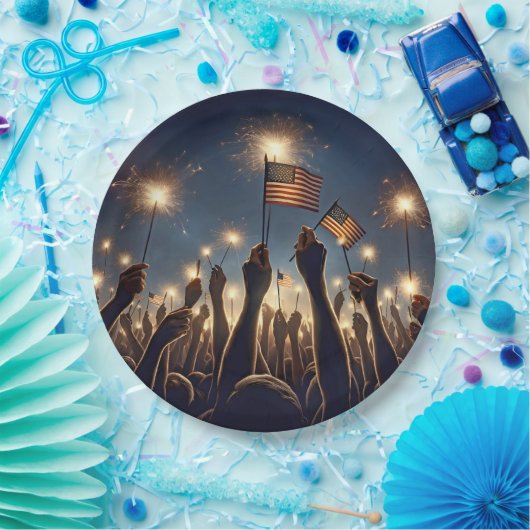 Menschenmenge mit amerikanischen Fahnen und Sparkl Pappteller (Party)
