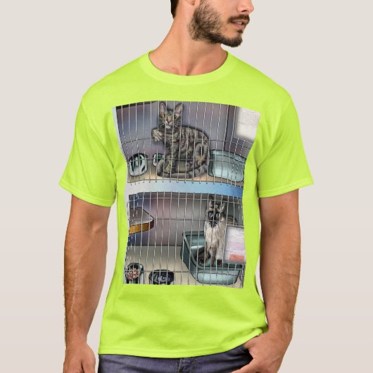 Menschliche Gesellschaft für Katzen zuerst T-Shirt (Vorderseite)