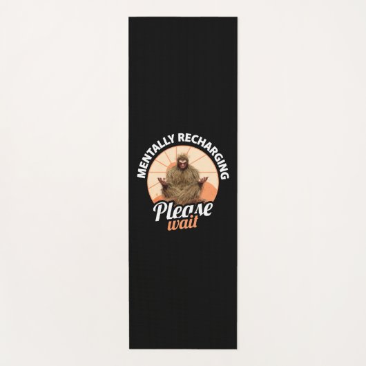 Mentale Aufladen, bitte warten Sie Funny Bigfoot Yogamatte (Vorderseite)