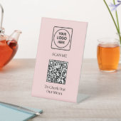 Menü mit rosa QR-Code | Benutzerdefiniertes kontak Sockelschild (In SItu)