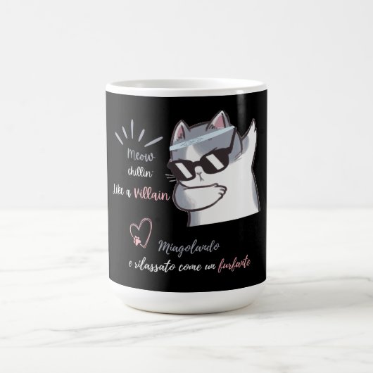Meow Chillin' like a Villain Funny Sunglasses Cat Kaffeetasse (Mittel)