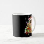 Meranian Wrapped In Christmas Lights Kaffeetasse (VorderseiteRechts)