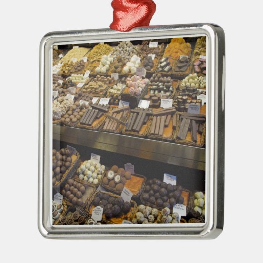 Mercat de Sant Josep, verschiedene Schokoladenküch Silbernes Ornament (Links)