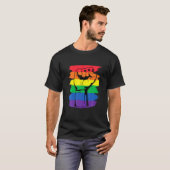 Merch LGBT Rainbow Fist LGBTQ Gay Prid T-Shirt (Vorne ganz)