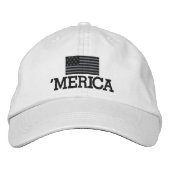 Merica with Gray and Black American Flag Bestickte Baseballkappe (Vorderseite)