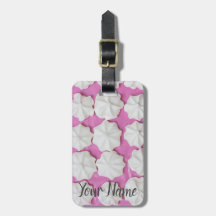 Meringues auf rosa Papiergeschenk